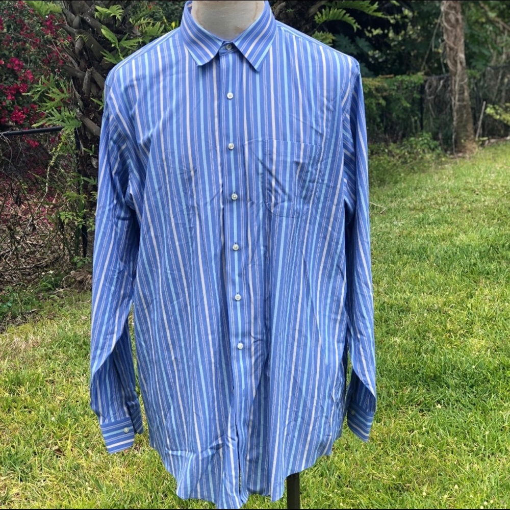 Brooks BrothersTraditional Relaxed-Fit Dress Shirt